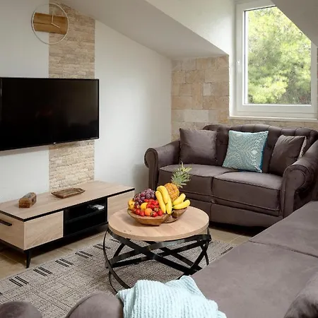 Vista Hvar Jelsa (Hvar)