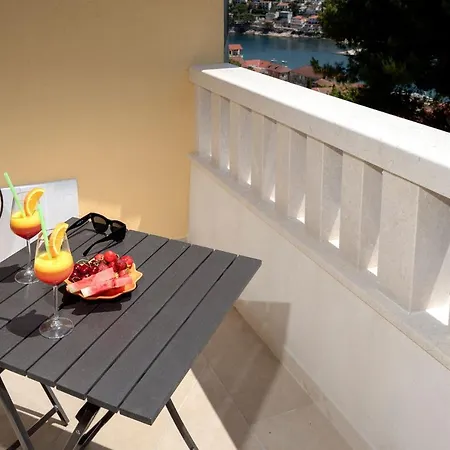 Vista Hvar Jelsa (Hvar)